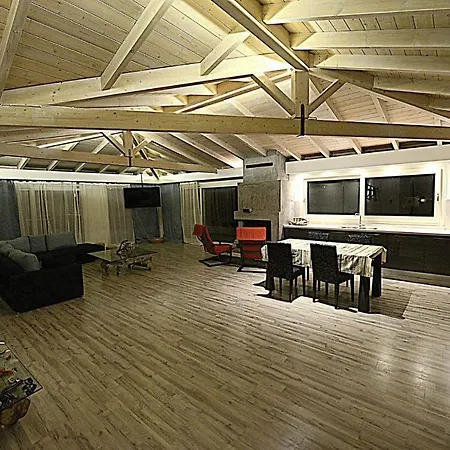 Appartamento Wood Metal Glass Kontokali
